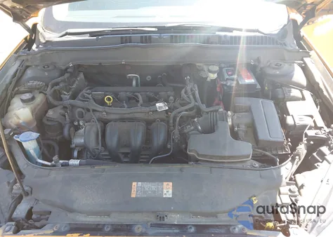 2014 Ford Fusion S z USA, uszkodzony, nr VIN 1FA6P0G77E5404924